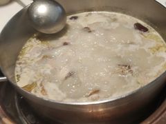 -洪氏嗨捞·猪肚鸡火锅(阳光天地店)