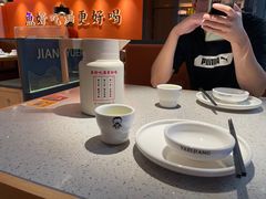 -江渔儿酸菜鱼·拔草餐厅(虎门君乐汇店)