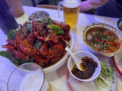 -海盗船. 龙虾烧烤. 酒馆