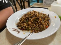 豆豉干巴炒饭-啰啰冰屋(景洪总店)
