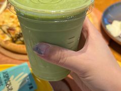 牛油果霜-乐凯撒披萨(中心书城店)