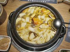 -一朵菌·野生菌探索家火锅(南亚店)