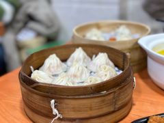 -莱莱小笼·乔艾