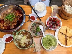 -大众跷脚牛肉馆·非遗传承单位(峨眉山店)