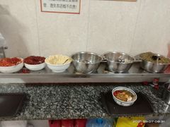 自助调料区-李易面馆(树木岭店)