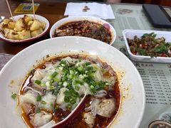 -杨大叔爱面子·四川小吃(岗头店)