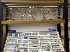 -沪睛眼镜蔡司官方授权店(金桥佳林路店)