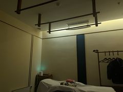 -鼎族怡华·指压·油压·经络(西单昌盛大厦店)