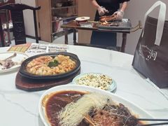 -梅利汴京烤鸭•开封豫菜地标店(东大街店)