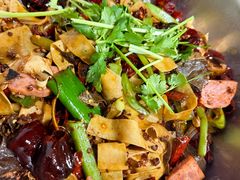 -龙顺园麻辣香锅(机场店)