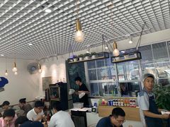 大堂-董小西的凉皮和椒麻鸡(三元桥店)