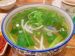-清真·玛丽亚新疆菜主题餐厅(浙江中路店)