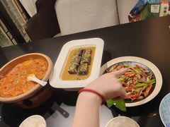 -桥边小楼·手工云南菜·古城观景小楼