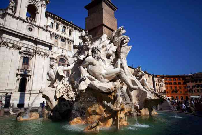 摩尔人喷泉-"在罗马沃尔纳广场的四河喷泉侧方,有一"蒙.