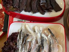 -毛辣果·贵州红酸汤牛肉火锅(西单店)