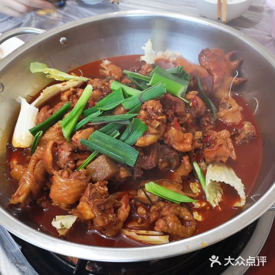 磊庄刹一脚辣子鸡