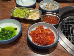 -明洞阿姨·韩式酱蟹烤肉·创意料理(三元桥店)