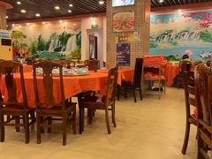 大堂-化州大众美食城(宝安老牌店)