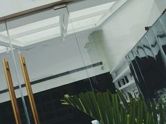 -UNI UNI(环亚凯瑟琳店)