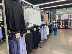 -迪卡侬(顺峰山店)