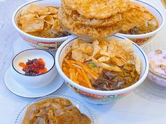 -弘束束柳州深巷螺蛳粉(珠江路店)