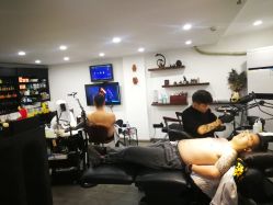 点击看大图 -龙之吻专业刺青·手工耳洞·纹身去色