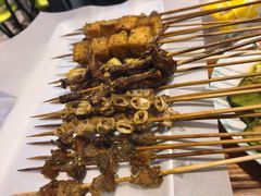 -京狮炙燥·精酿烧烤(首经贸店)