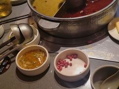 -巴奴毛肚火锅(二七万达店)