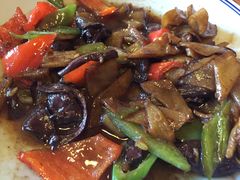 -闯关东东北农家菜(崂山石老人店)