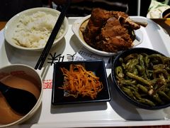 -香满春·酱香大骨饭(临河街店)