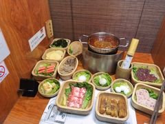 -独食火锅·半米屋台(直营总店)