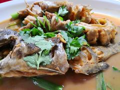 杂鱼锅-鸿运美食府