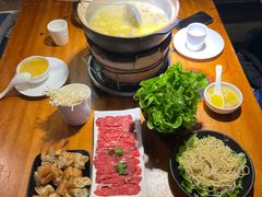 -捞围鲜·港式打边炉(海阳路店)