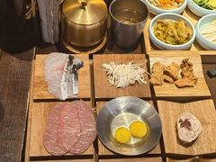 -银米·云南传统过桥米线(双廊黑金冠店)