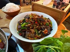 -吃饭皇帝大土家民族菜(正大广场店)