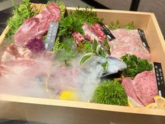 -山川小町·极番烧肉(新地假日广场店)