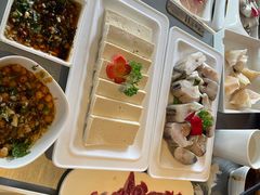 -牛德亨臻牛潮汕火锅(万邦时代店)