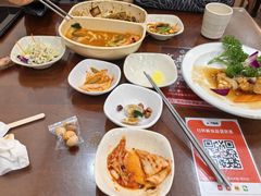 -贵宾庄炸酱面·韩式料理(火炬八街店)