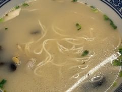 海鲜面-沪西老弄堂面馆(定西路店)