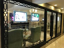 -孔雀手美甲美睫护理