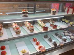 面包甜点陈列柜-燃厚蛋糕(卓展中信城店)