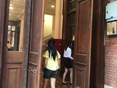 -香港大学