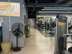 -超鹿运动(五四路恒力城店)