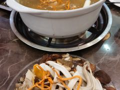 -野菌园·野生菌火锅首创第一家(关兴路总店)