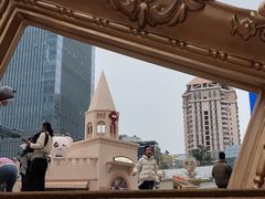 -中航城君尚购物中心