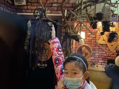 -MAX伯爵趣味互动密室逃脱(大坪D馆店)