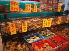 -鲜入围煮花胶鸡海鲜火锅