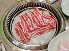 -金滏山·烤肉海鲜火锅自助(襄阳万达店)