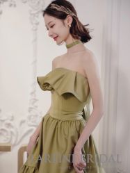 -拉瑞娜LaReine婚纱礼服高级定制