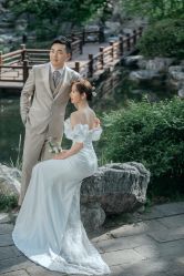 -雪中彩影婚纱摄影·微光艺术中心